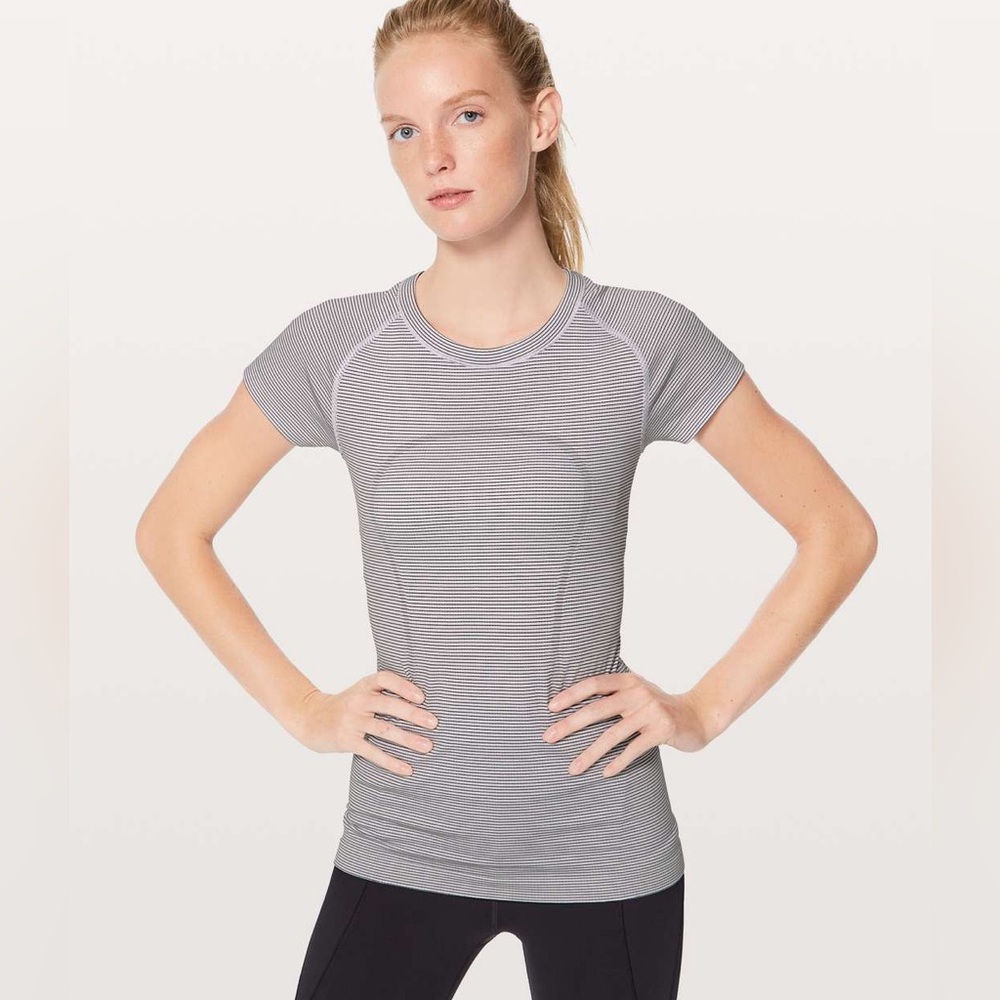 Lululemon swiftly tech short sleeve crew